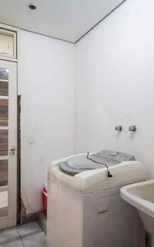 Casa de condomínio para alugar com 260m², 5 quartos e 2 vagas Casa de condomínio para alugar com 260m², 5 quartos e 2 vagasÁrea de Serviço