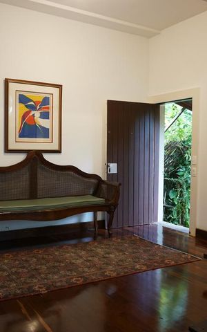Casa de condomínio para alugar com 260m², 5 quartos e 2 vagasSala