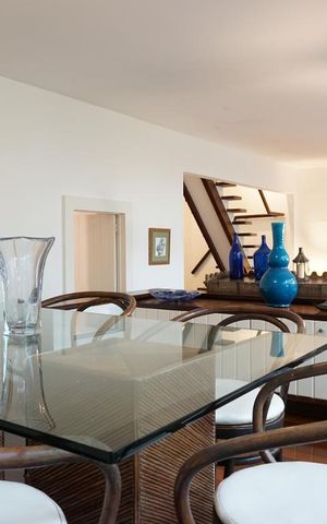 Casa de condomínio para alugar com 260m², 5 quartos e 2 vagasSala