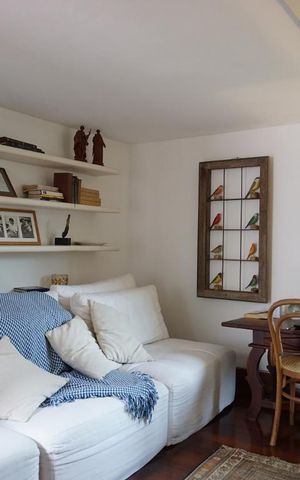 Casa de condomínio para alugar com 260m², 5 quartos e 2 vagasHall