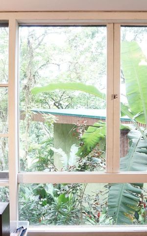 Casa de condomínio para alugar com 260m², 5 quartos e 2 vagasSala
