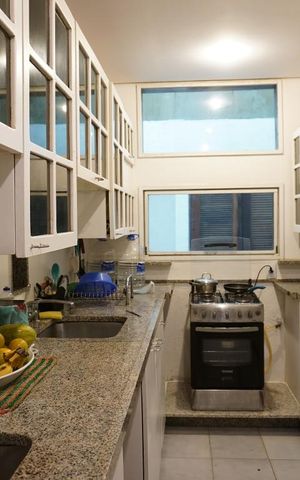 Casa de condomínio para alugar com 260m², 5 quartos e 2 vagasCozinha