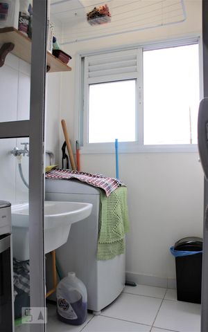 Apartamento à venda com 33m², 1 quarto e sem vagaÁrea de serviço