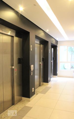 Apartamento à venda com 33m², 1 quarto e sem vagaHall Elevadores