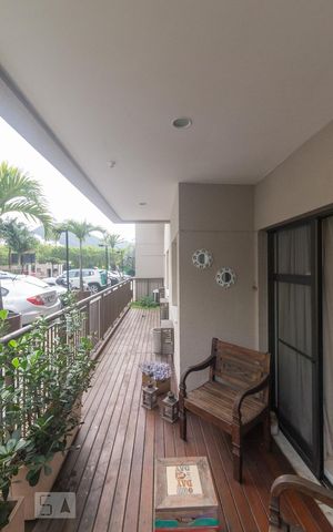 Apartamento à venda com 70m², 3 quartos e 1 vagaVaranda