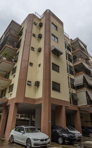 Apartamento à venda com 110m², 3 quartos e 2 vagasFachada do bloco