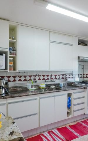 Apartamento à venda com 210m², 4 quartos e 2 vagasCozinha