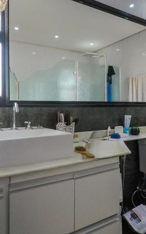Apartamento à venda com 210m², 4 quartos e 2 vagasQuarto 4 - suite master piso suprior