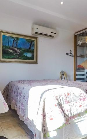 Apartamento à venda com 210m², 4 quartos e 2 vagasQuarto 1 -  suite piso inferior