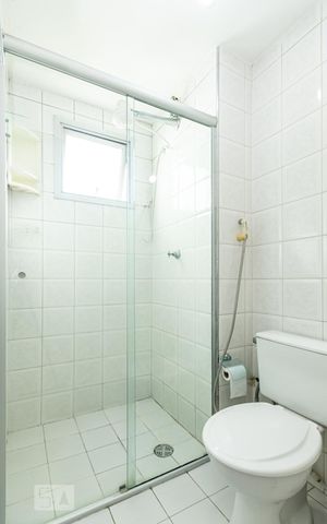 Apartamento à venda com 74m², 2 quartos e 1 vaga Apartamento à venda com 74m², 2 quartos e 1 vagaBanheiro