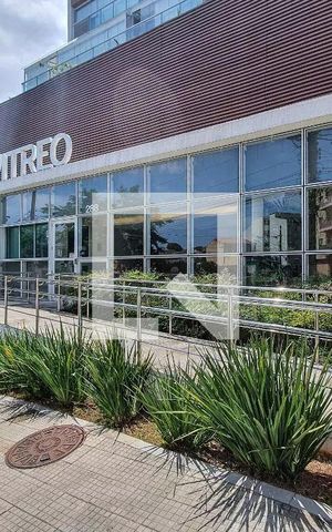 Studio à venda com 38m², 1 quarto e 1 vaga Studio à venda com 38m², 1 quarto e 1 vagaFachada