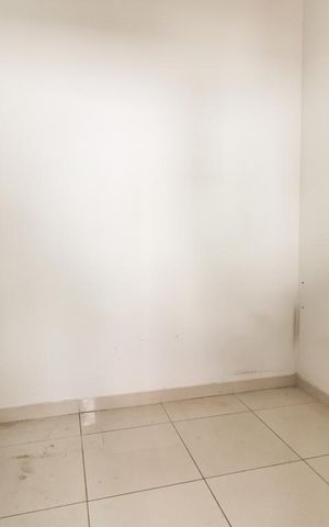Apartamento à venda com 251m², 4 quartos e 2 vagas Apartamento à venda com 251m², 4 quartos e 2 vagasQuarto de Serviço
