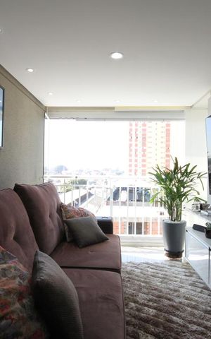 Apartamento à venda com 67m², 2 quartos e 1 vagaSala