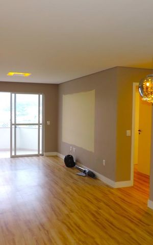 Apartamento para alugar com 76m², 2 quartos e 1 vagaSala