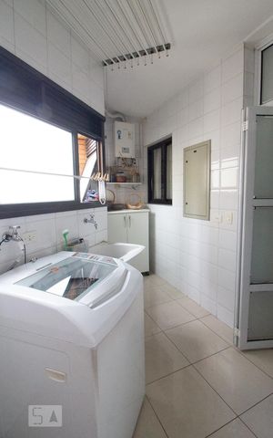 Apartamento para alugar com 155m², 3 quartos e 3 vagasÁrea de Serviço