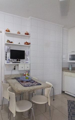 Apartamento para alugar com 155m², 3 quartos e 3 vagasCozinha