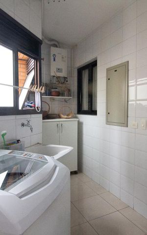 Apartamento para alugar com 155m², 3 quartos e 3 vagasÁrea de Serviço