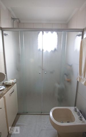 Apartamento para alugar com 155m², 3 quartos e 3 vagasBanheiro da Suíte 1
