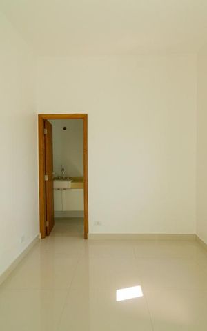 Casa à venda com 250m², 3 quartos e 5 vagas Casa à venda com 250m², 3 quartos e 5 vagasSuíte 3