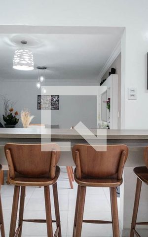 Casa à venda com 210m², 3 quartos e 5 vagas