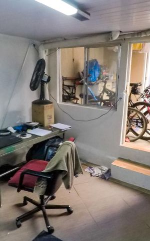 Casa à venda com 150m², 4 quartos e 2 vagasQuarto de Serviço