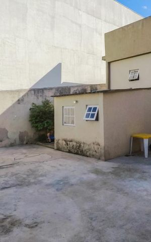 Casa à venda com 150m², 4 quartos e 2 vagasQuintal