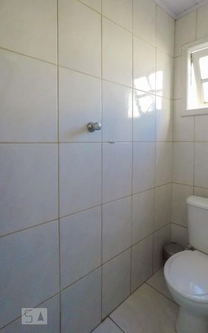 Casa à venda com 150m², 4 quartos e 2 vagasBanheiro de Serviço