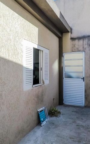 Casa à venda com 150m², 4 quartos e 2 vagasQuintal