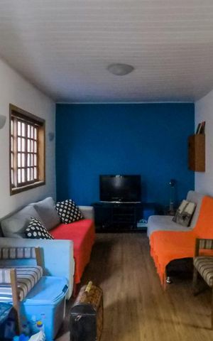 Casa à venda com 150m², 4 quartos e 2 vagasSala