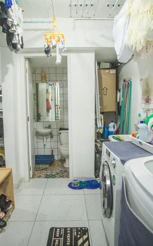 Casa de condomínio à venda com 130m², 3 quartos e 2 vagas Casa de condomínio à venda com 130m², 3 quartos e 2 vagasÁrea de Serviço
