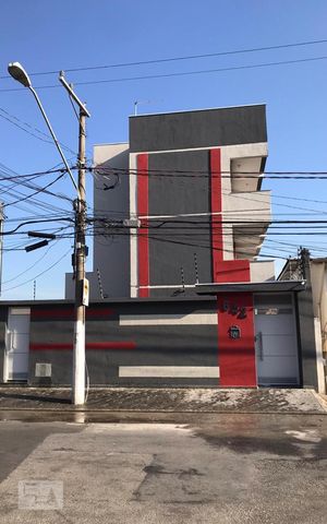 Apartamento para alugar com 45m², 2 quartos e sem vaga Apartamento para alugar com 45m², 2 quartos e sem vagaFachada