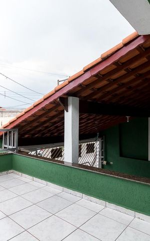 Casa à venda com 205m², 3 quartos e 3 vagasTerraço