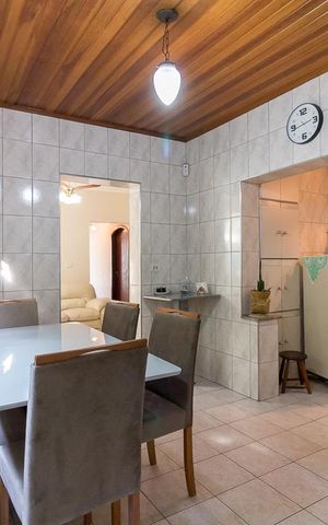 Casa à venda com 205m², 3 quartos e 3 vagasCopa