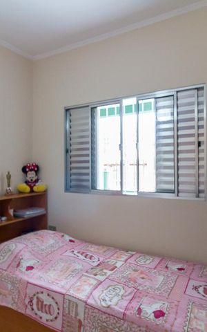 Casa à venda com 205m², 3 quartos e 3 vagasQuarto 1