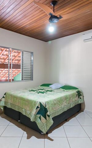 Casa à venda com 205m², 3 quartos e 3 vagasQuarto 2