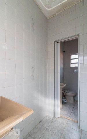 Casa à venda com 205m², 3 quartos e 3 vagasEdícula - área de serviço