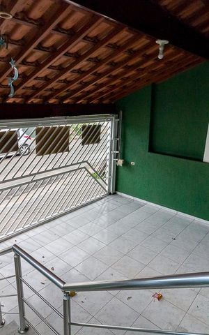 Casa à venda com 205m², 3 quartos e 3 vagasGaragem