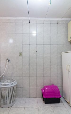 Casa à venda com 205m², 3 quartos e 3 vagasÁrea de serviço