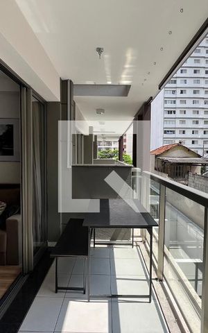 Studio para alugar com 33m², 1 quarto e 1 vaga Studio para alugar com 33m², 1 quarto e 1 vagaSacada