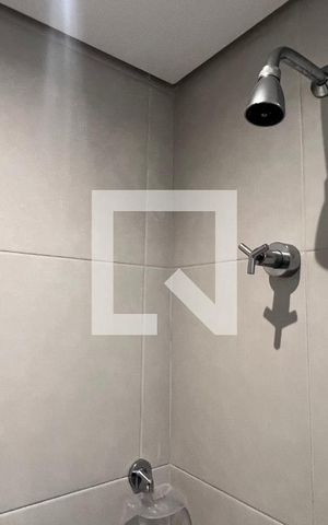 Studio para alugar com 33m², 1 quarto e 1 vaga Studio para alugar com 33m², 1 quarto e 1 vagaBanheiro