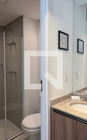 Studio para alugar com 33m², 1 quarto e 1 vaga Studio para alugar com 33m², 1 quarto e 1 vagaBanheiro