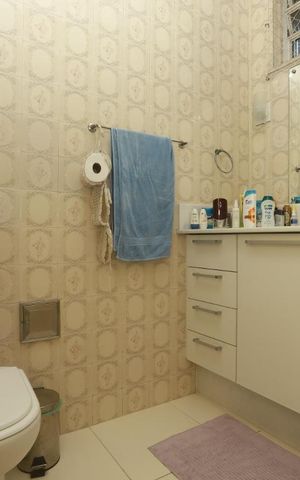 Apartamento à venda com 58m², 2 quartos e sem vagaBanheiro