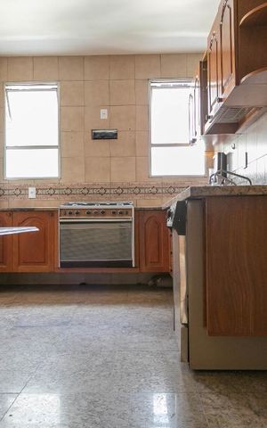Apartamento para alugar com 220m², 4 quartos e 2 vagas Apartamento para alugar com 220m², 4 quartos e 2 vagasCozinha