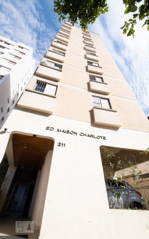 Apartamento à venda com 40m², 1 quarto e 1 vagaFachada