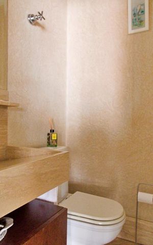 Apartamento à venda com 178m², 3 quartos e 3 vagas Apartamento à venda com 178m², 3 quartos e 3 vagasLavabo