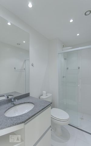 Apartamento para alugar com 34m², 1 quarto e sem vagaBanheiro