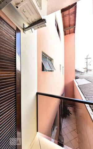 Casa à venda com 380m², 3 quartos e 2 vagas Casa à venda com 380m², 3 quartos e 2 vagasSacada da Suíte 3