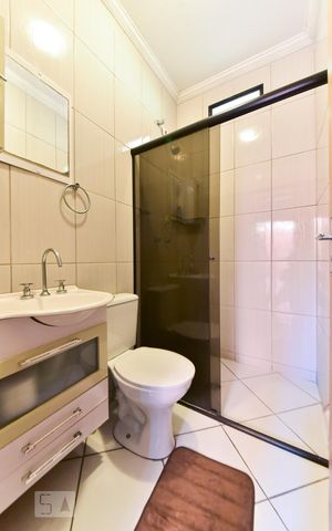 Casa à venda com 380m², 3 quartos e 2 vagas Casa à venda com 380m², 3 quartos e 2 vagasBanheiro da Suíte 1