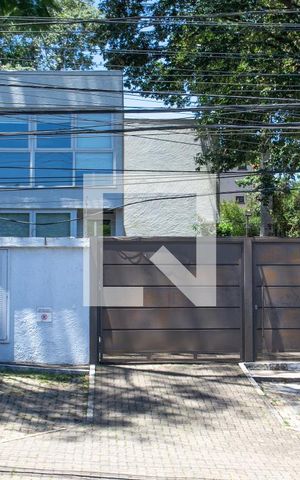 Casa de condomínio à venda com 82m², 1 quarto e 2 vagas Casa de condomínio à venda com 82m², 1 quarto e 2 vagasFachada