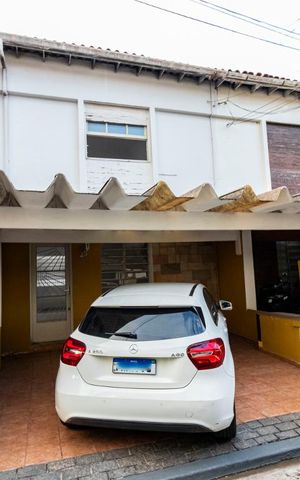 Casa de condomínio à venda com 150m², 2 quartos e 2 vagasFachada